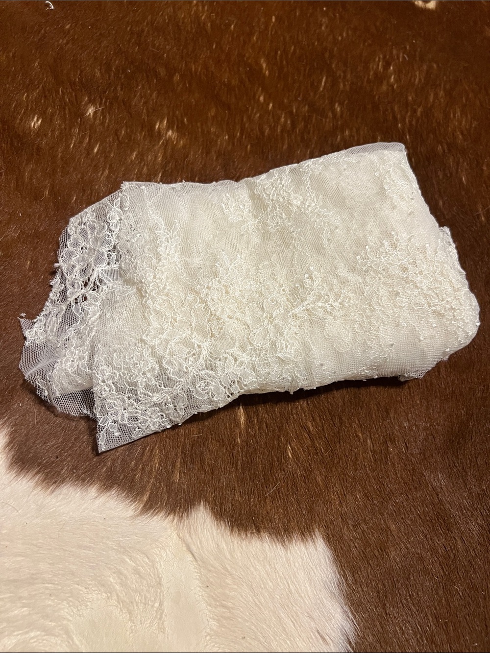 Sheer Ivory Lace trimmings for small projects
